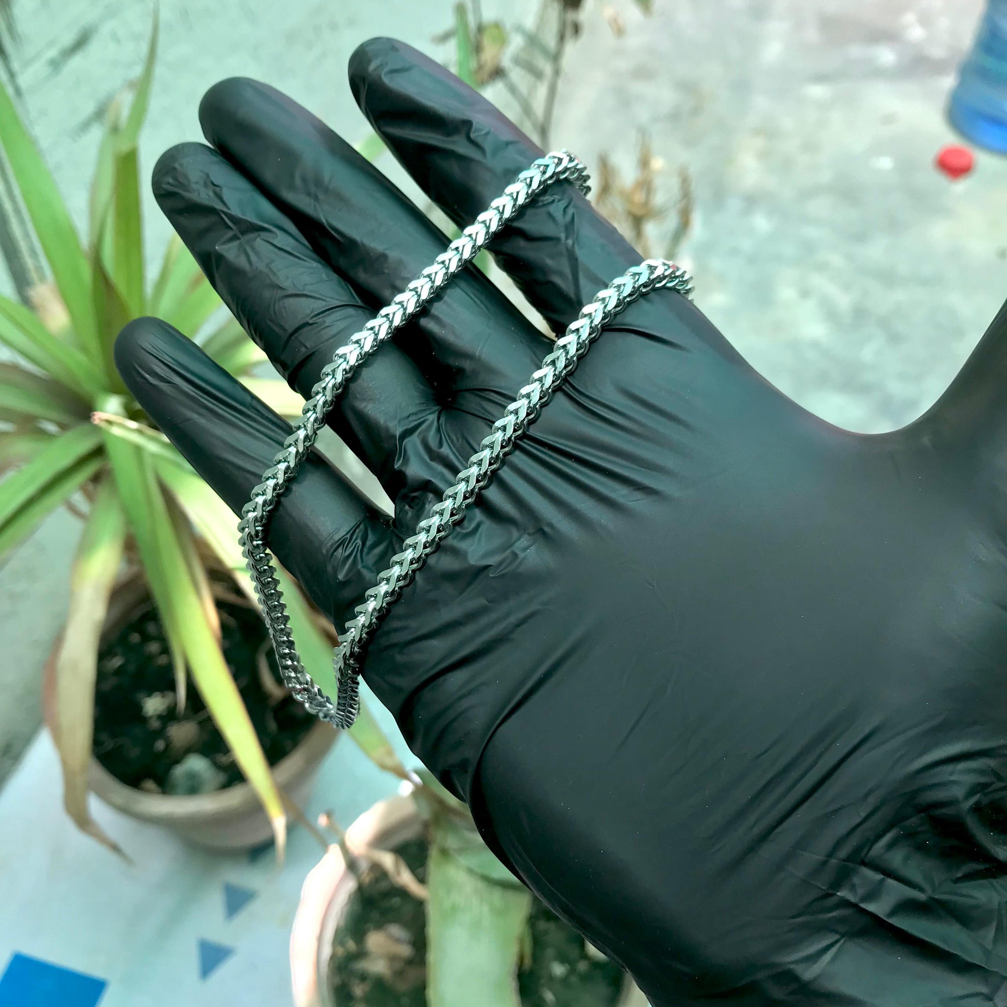 THE BOLD SQUARE ITALIAN STEEL CHAIN