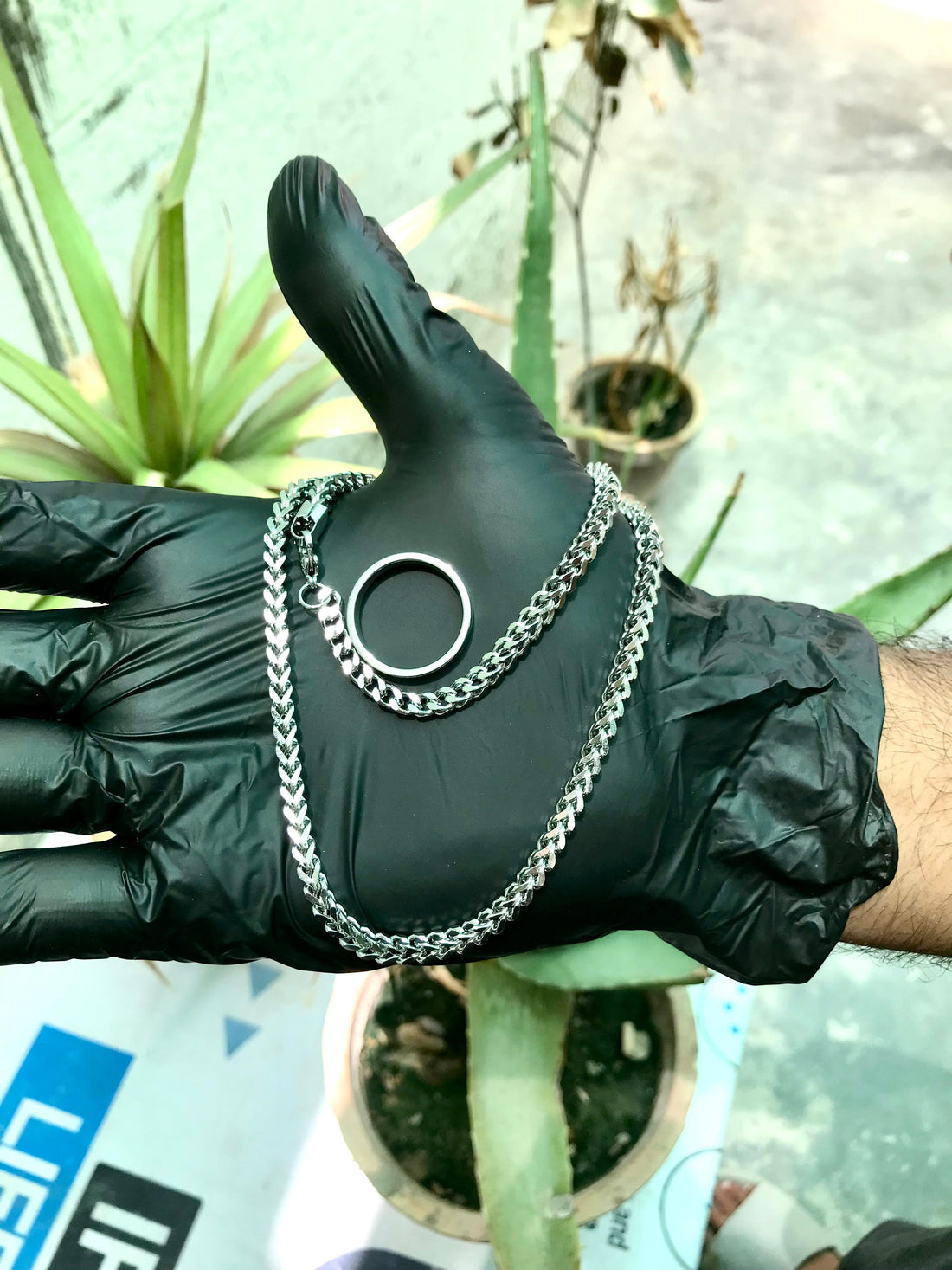 THE BOLD SQUARE ITALIAN STEEL CHAIN